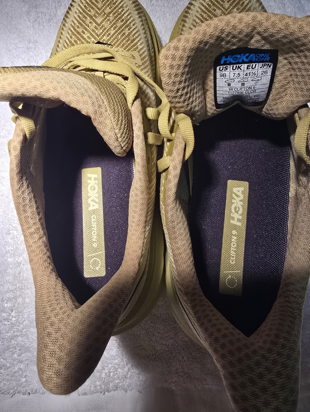 Hoka Yellow Clifton 9 Shoes Womens 9 - Picture 4 of 5